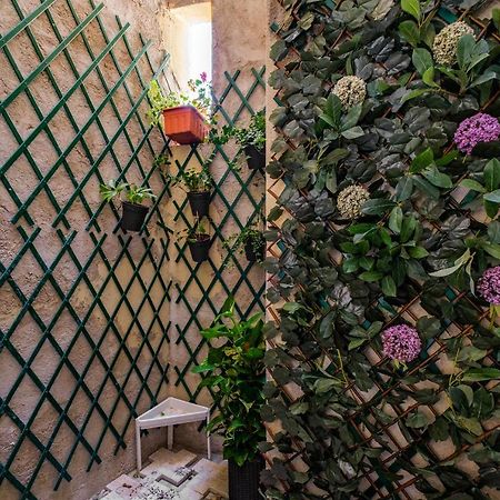 New! Unique 1 Bedroom Apartment- Santa Catarina 42 Lisboa Eksteriør billede