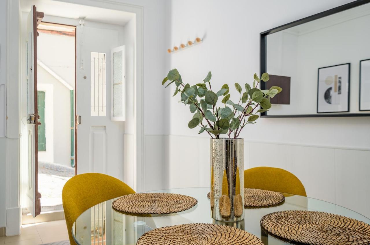 New! Unique 1 Bedroom Apartment- Santa Catarina 42 Lisboa Eksteriør billede