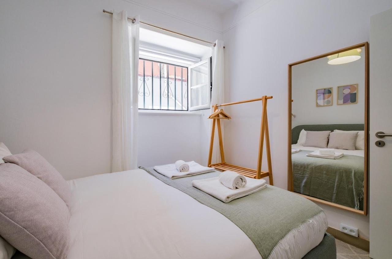 New! Unique 1 Bedroom Apartment- Santa Catarina 42 Lisboa Eksteriør billede